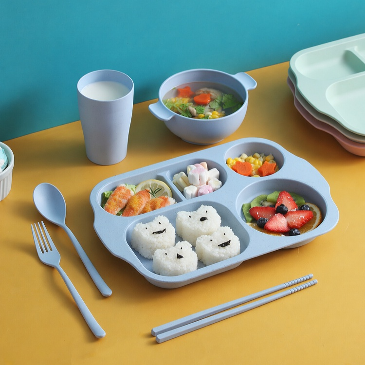 幼稚園用麦わら製食器セット（仕切り付きプレート、ボウル、カップ、フォーク、スプーン）、安全で環境に優しい