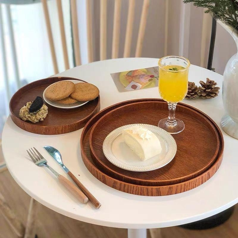 Round wooden pallet