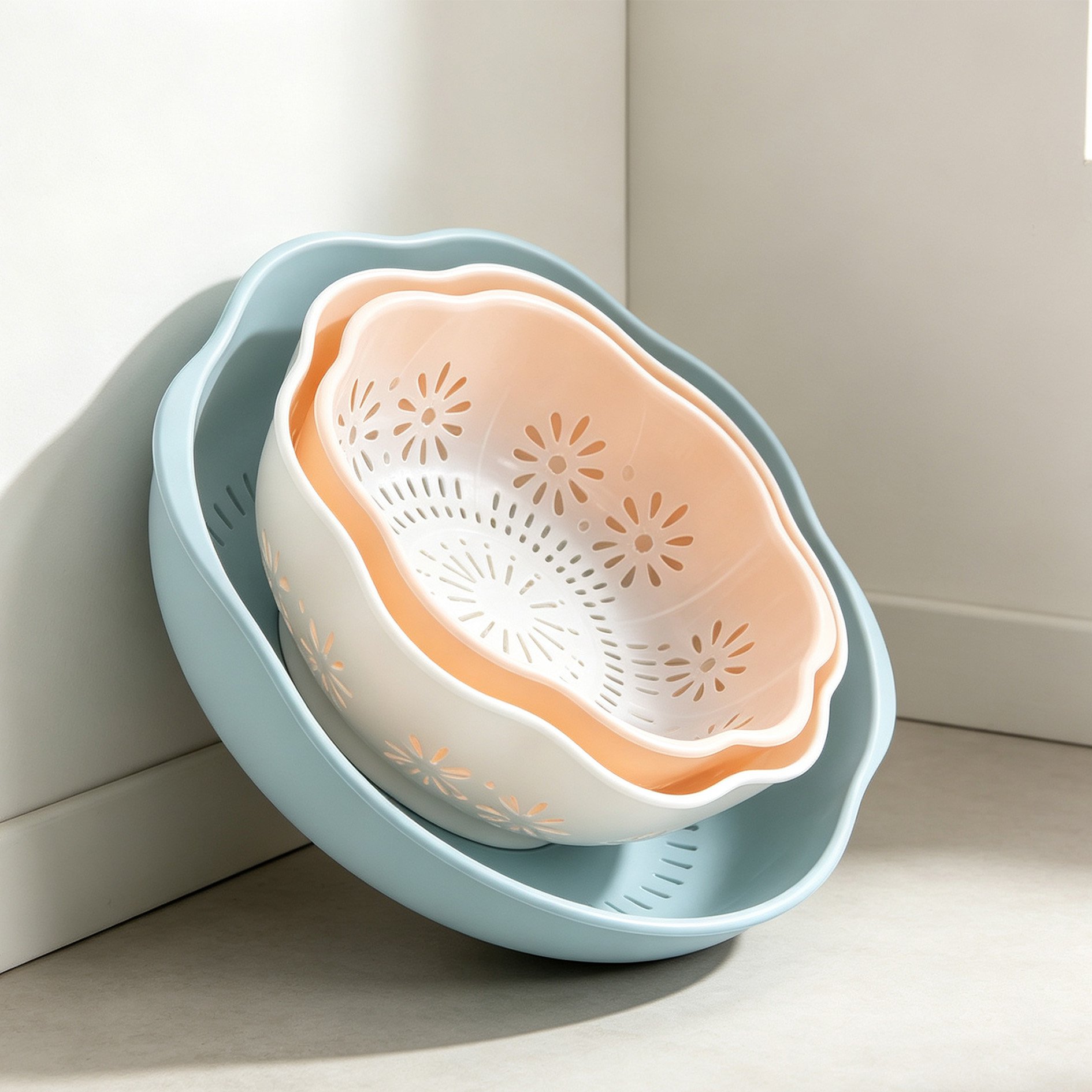 Double-layer colander for efficient draining