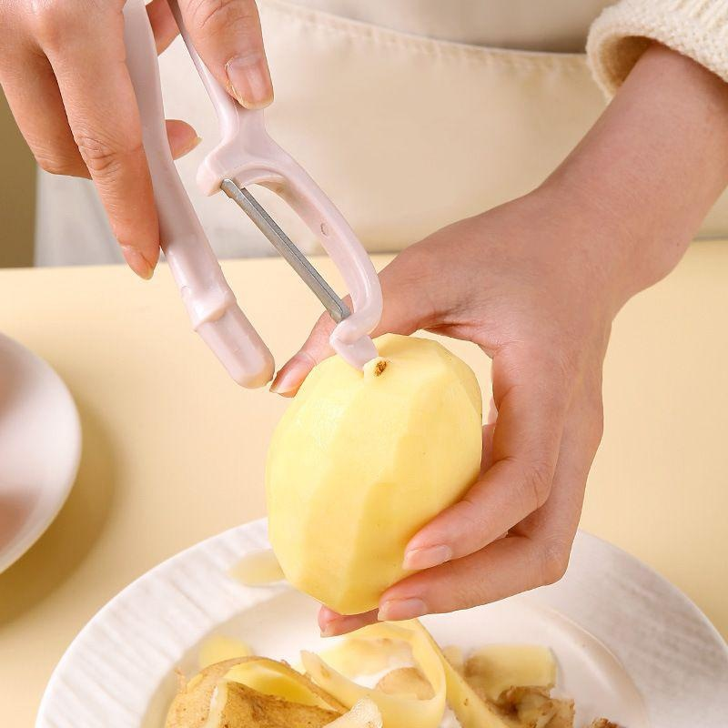Multi-functional kitchen peeler