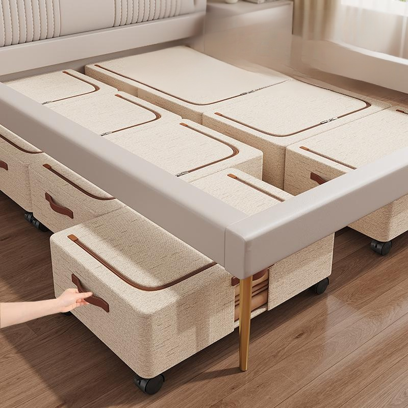Under-bed storage box with casters