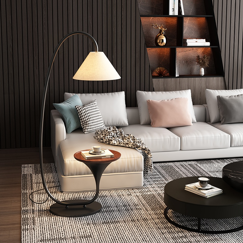 ミニマリストデザインのフロアランプ