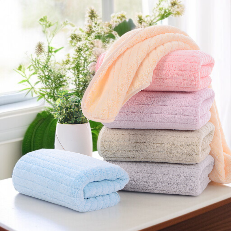 코랄 잔 가느다란 타월