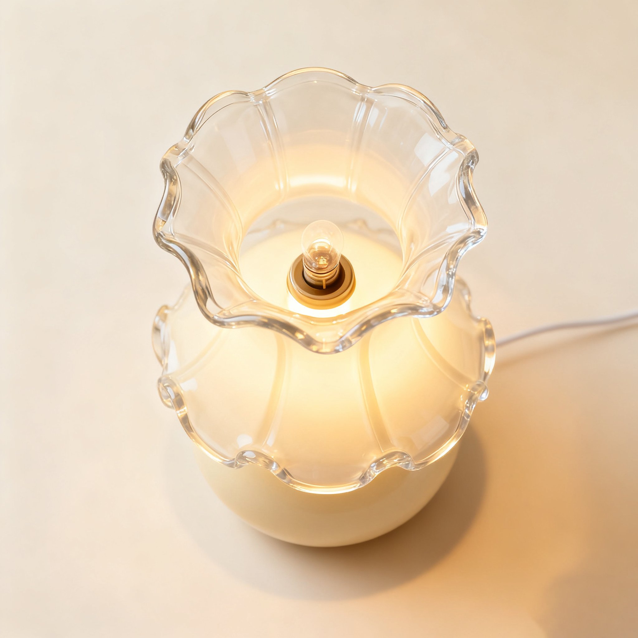 Stilvolle Tischleuchte für den Arbeitsplatz