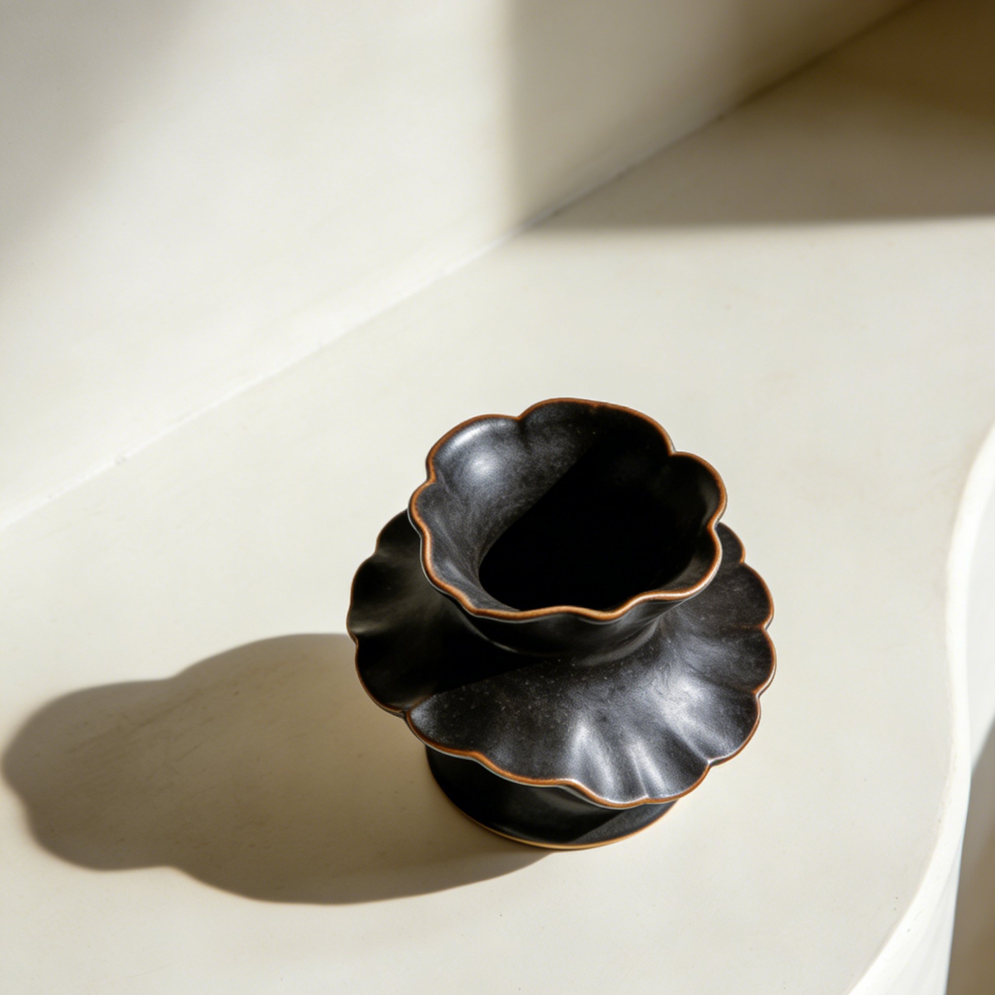 日本風インテリアに合う陶器花瓶