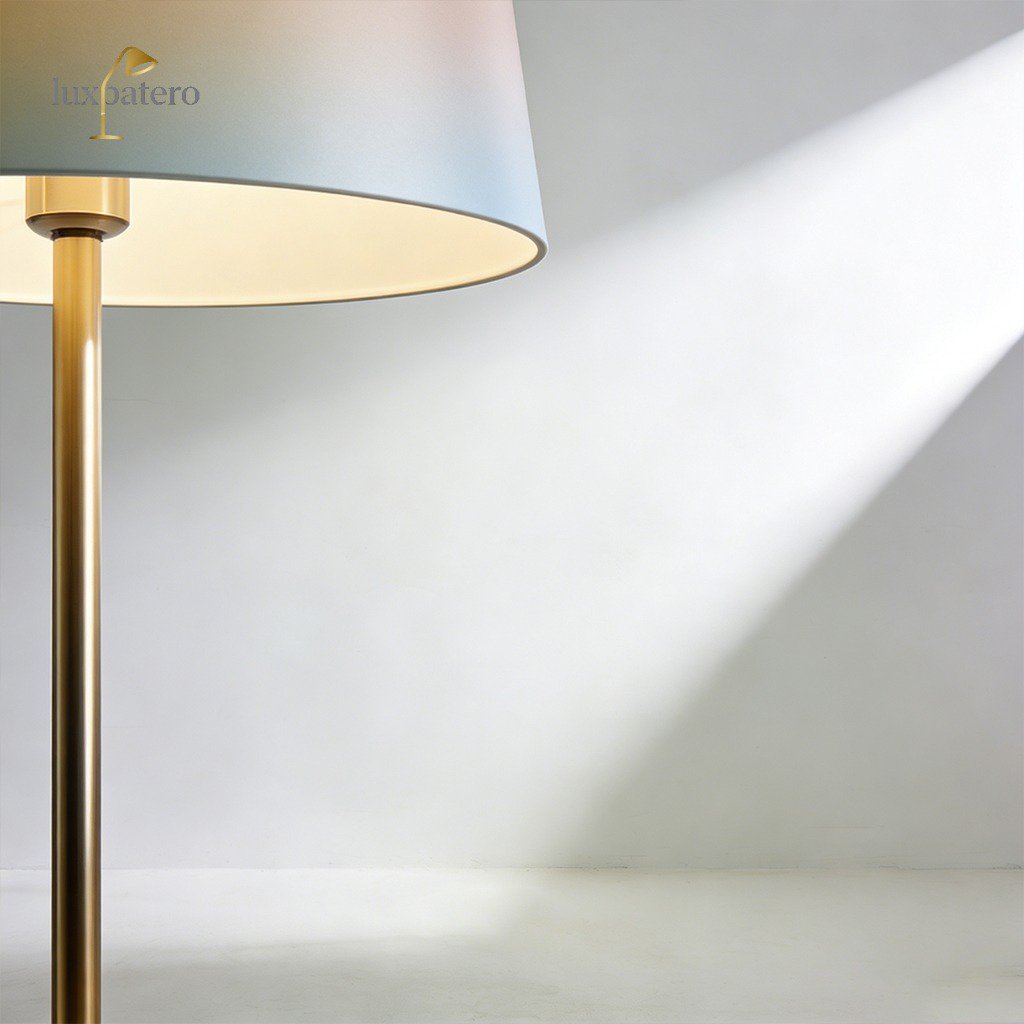 輕奢金屬落地燈