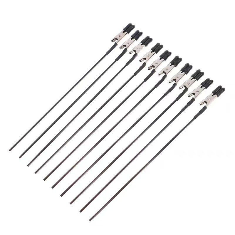 Magnetic bendable memo clip