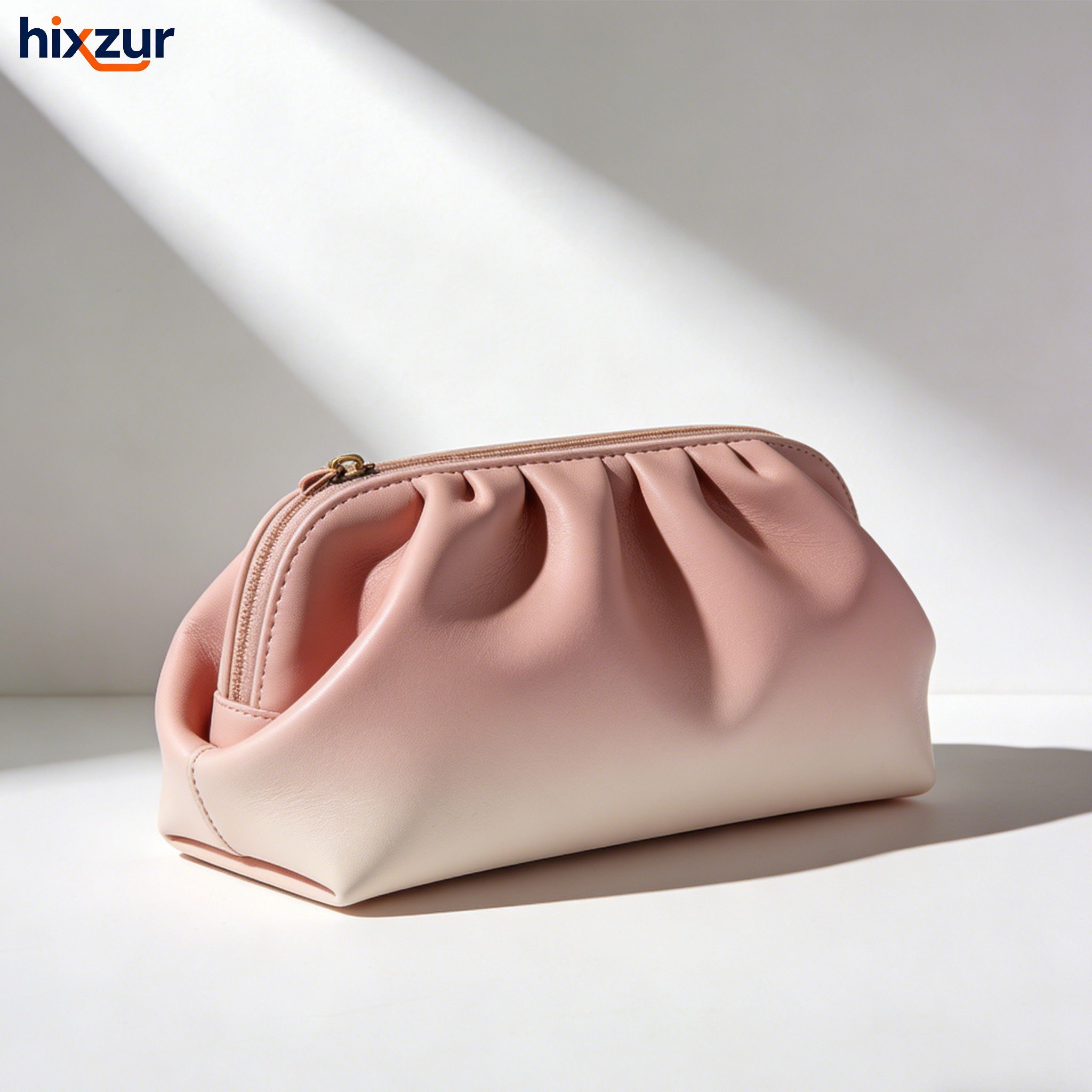 กระเป๋าใส่แปรงแต่งหน้าหนังนุ่ม ดีไซน์เรียบง่าย