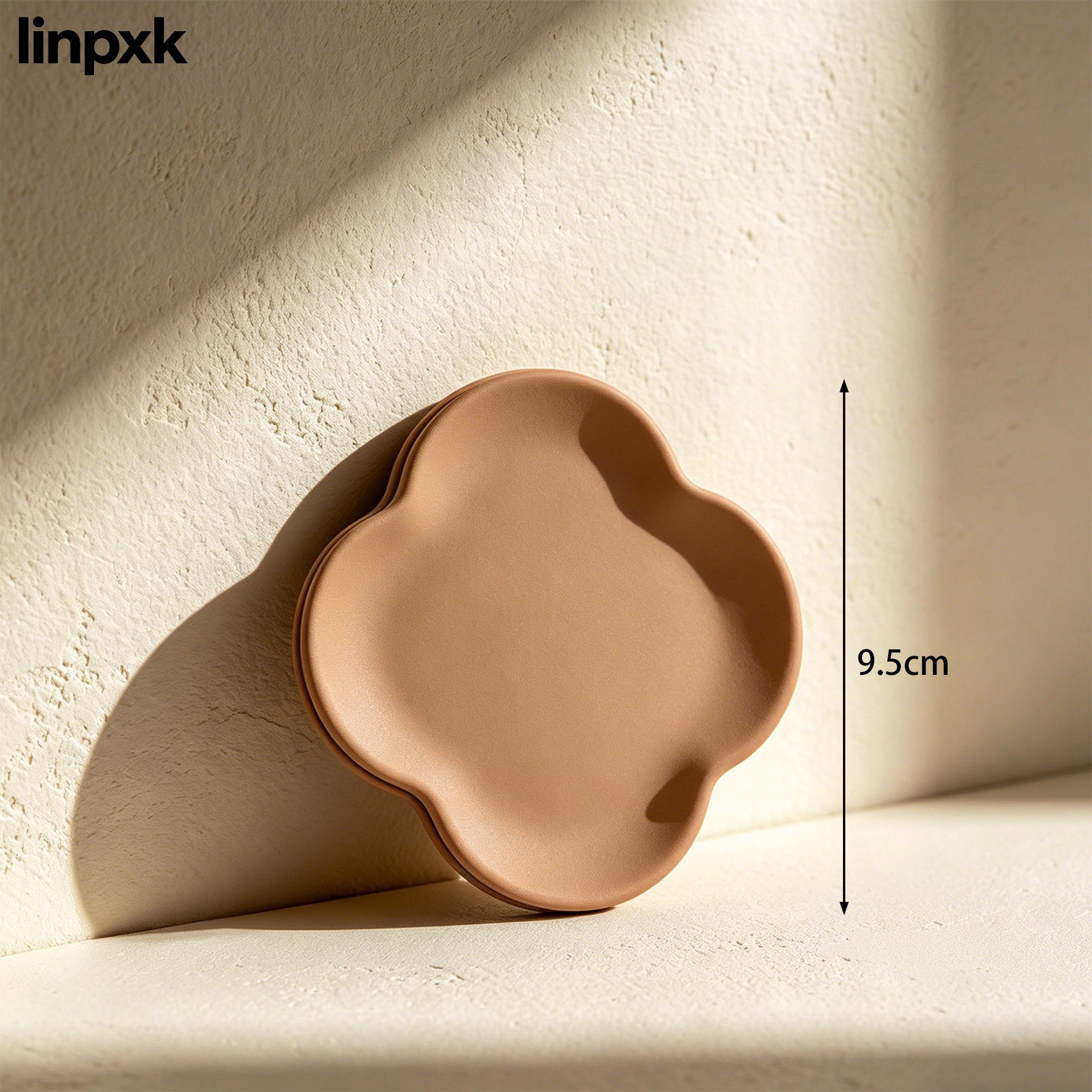 コーヒーカップとコースターの組み合わせ写真