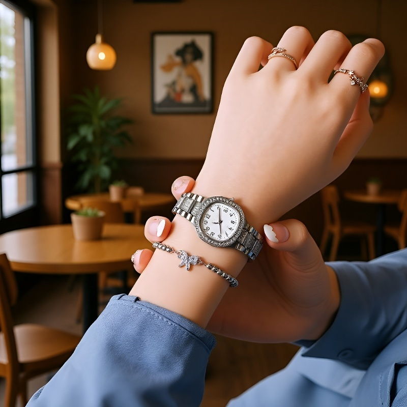 ساعة نسائية أنيقة مع حزام فولاذي 