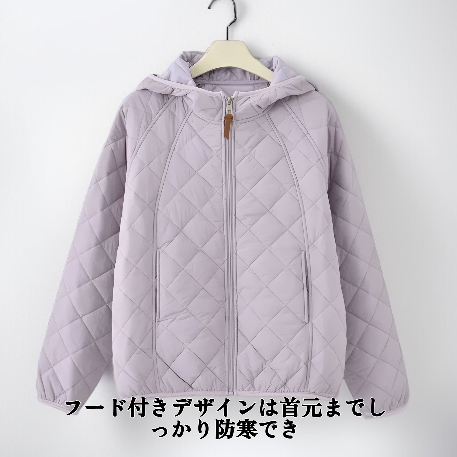 暖かくゆったりとしたフード付きコットンパッド入りレディースコートの全体画像