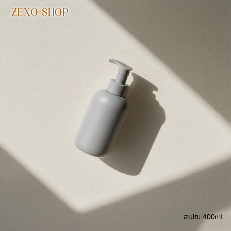 สัตว์เลี้ยงกำลังอาบน้ำด้วยแชมพูสูตรธรรมชาติ