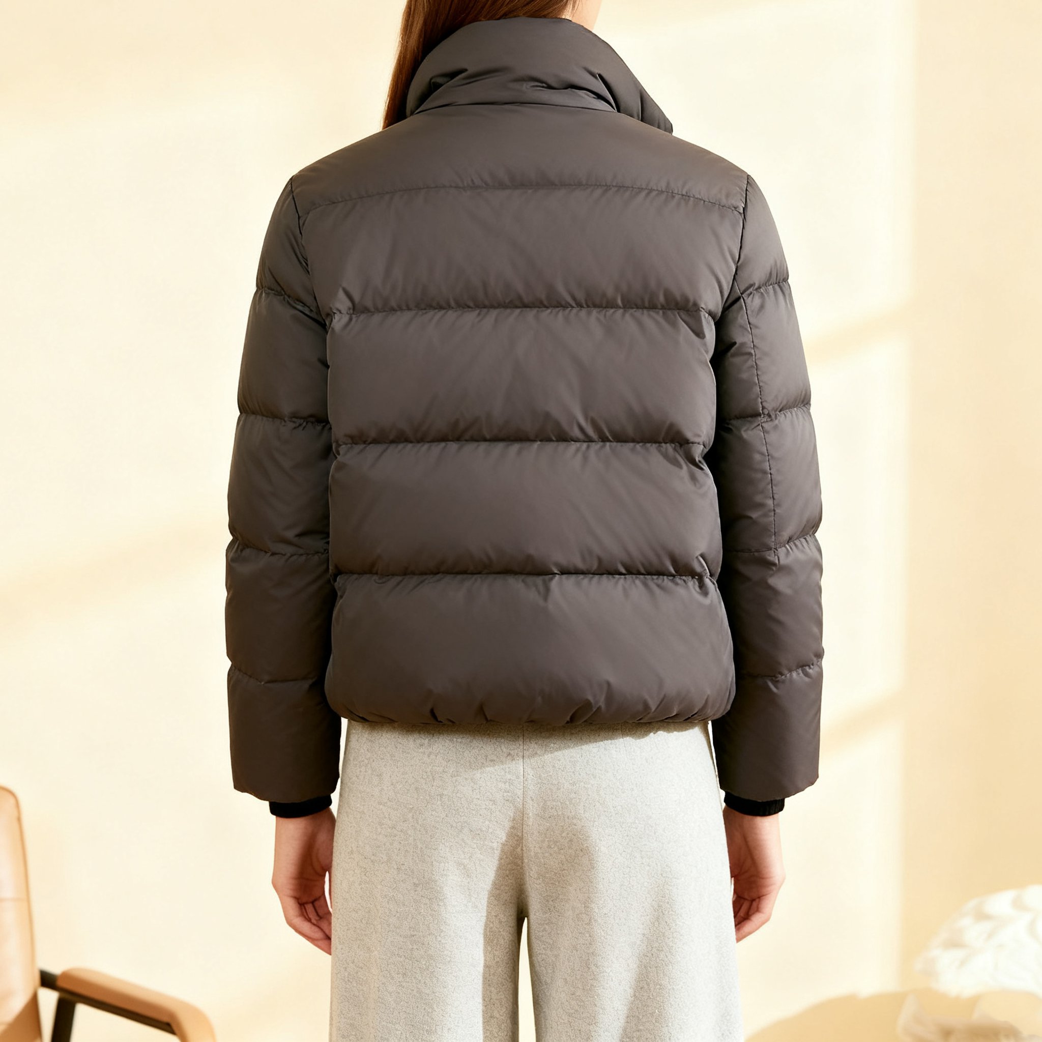 여성 브라운 숏 다운 점퍼 전체 이미지
