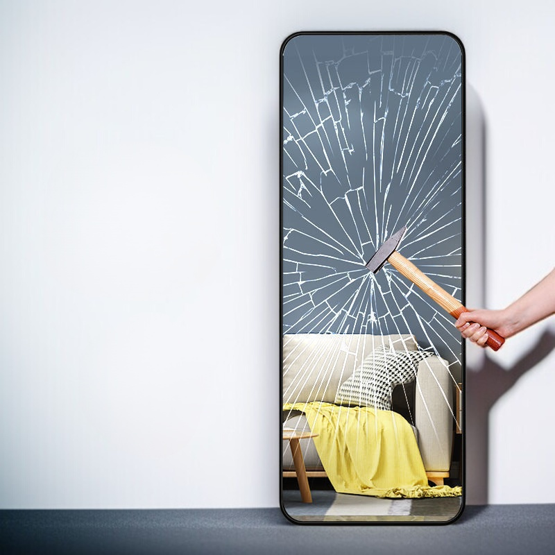 튼튼한 소재의 심플 전신거울