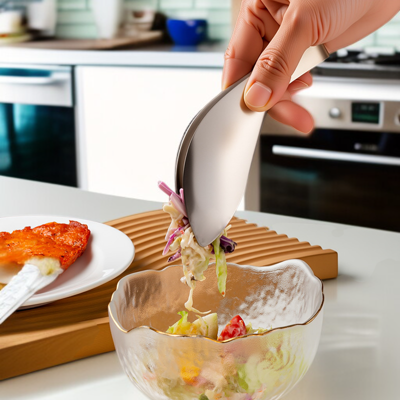 위생적인 소재의 주방 집게