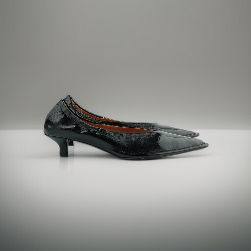 2025年夏 プリーツ 気質 シングルシューズ プロフェッショナル キャットヒール シングルシューズ レディース 夏 浅め ハイヒール ミドルポインテッドトゥ ソフトレザー レディースシューズ