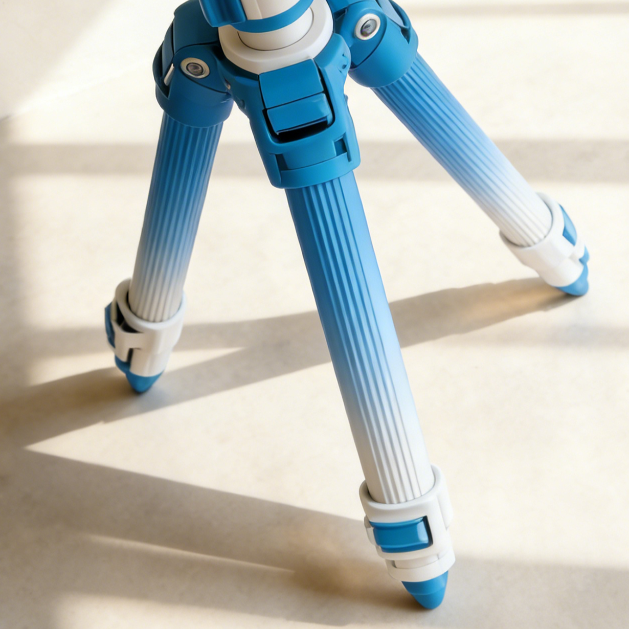 Trepied portabil pentru telefon