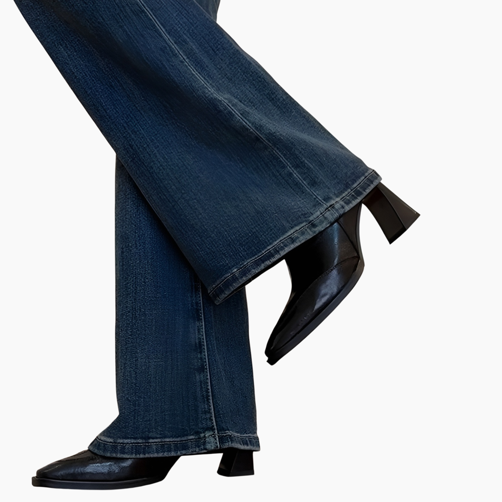 2025年秋冬新作 レディース ストレッチショートブーツ 太ヒール ブラック マーティンブーツ