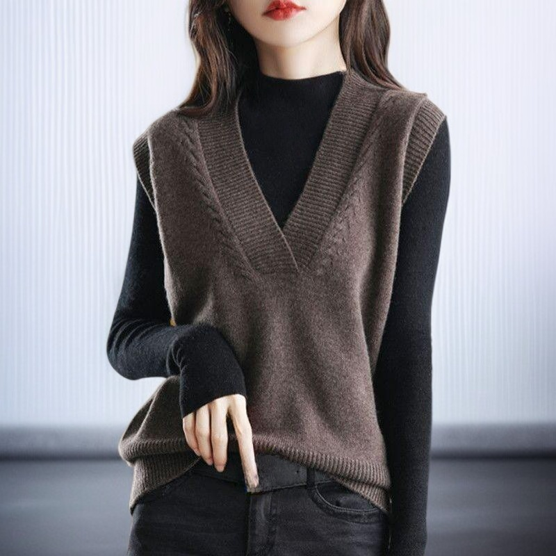 柔らかく繊細なセーターベスト