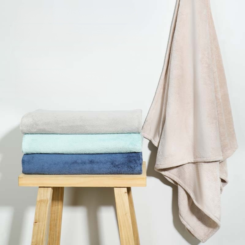 實心珊瑚絨浴巾