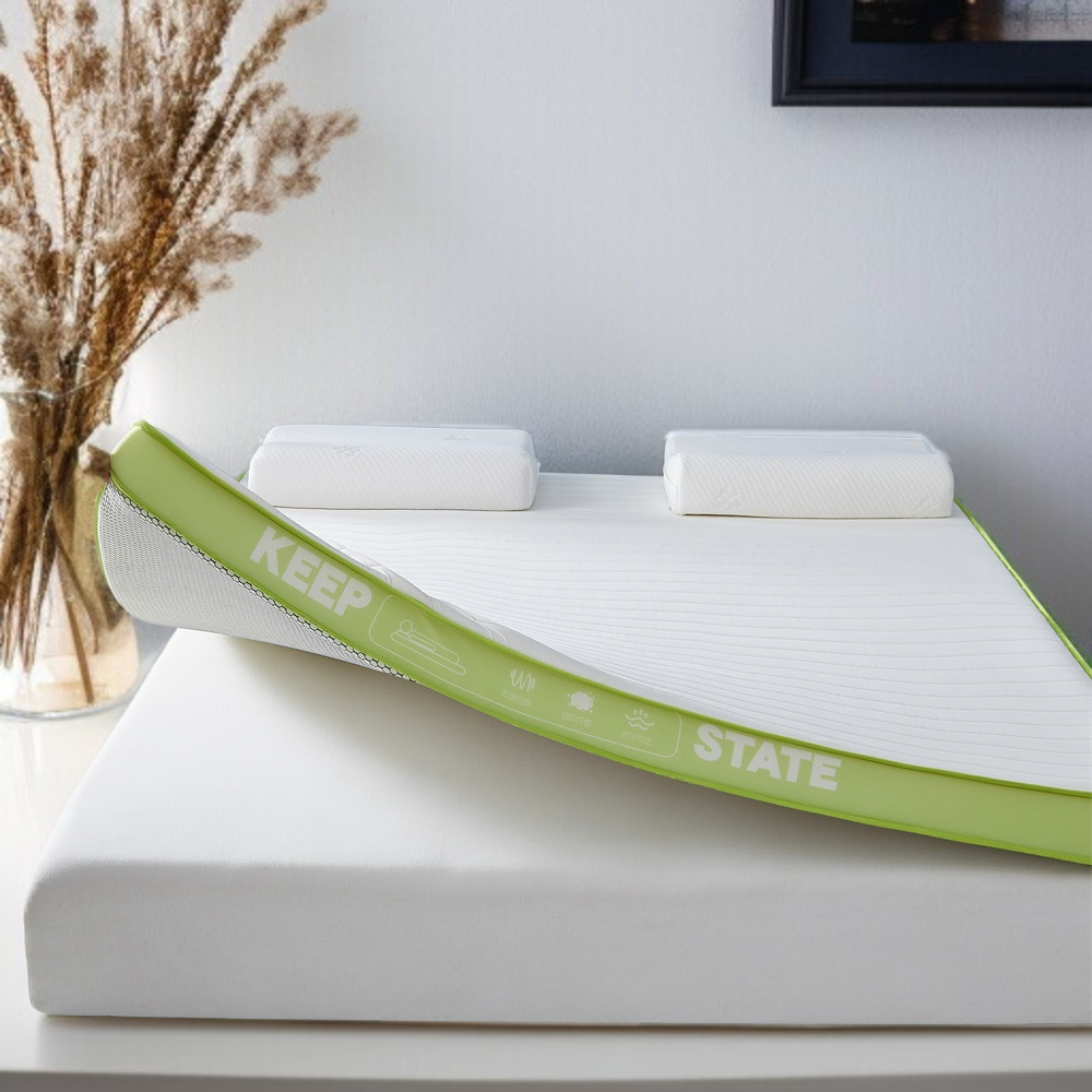 学生寮の部屋の畳マットにスポンジマットレスのスポンジを厚くしてマットの家庭用ベッドの布団を厚くする