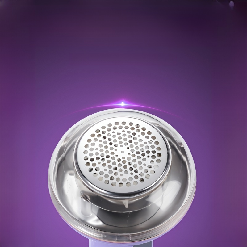 Portable rechargeable lint remover