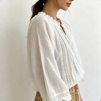 Modische weiße Bluse für Damen – lässiges Oberteil