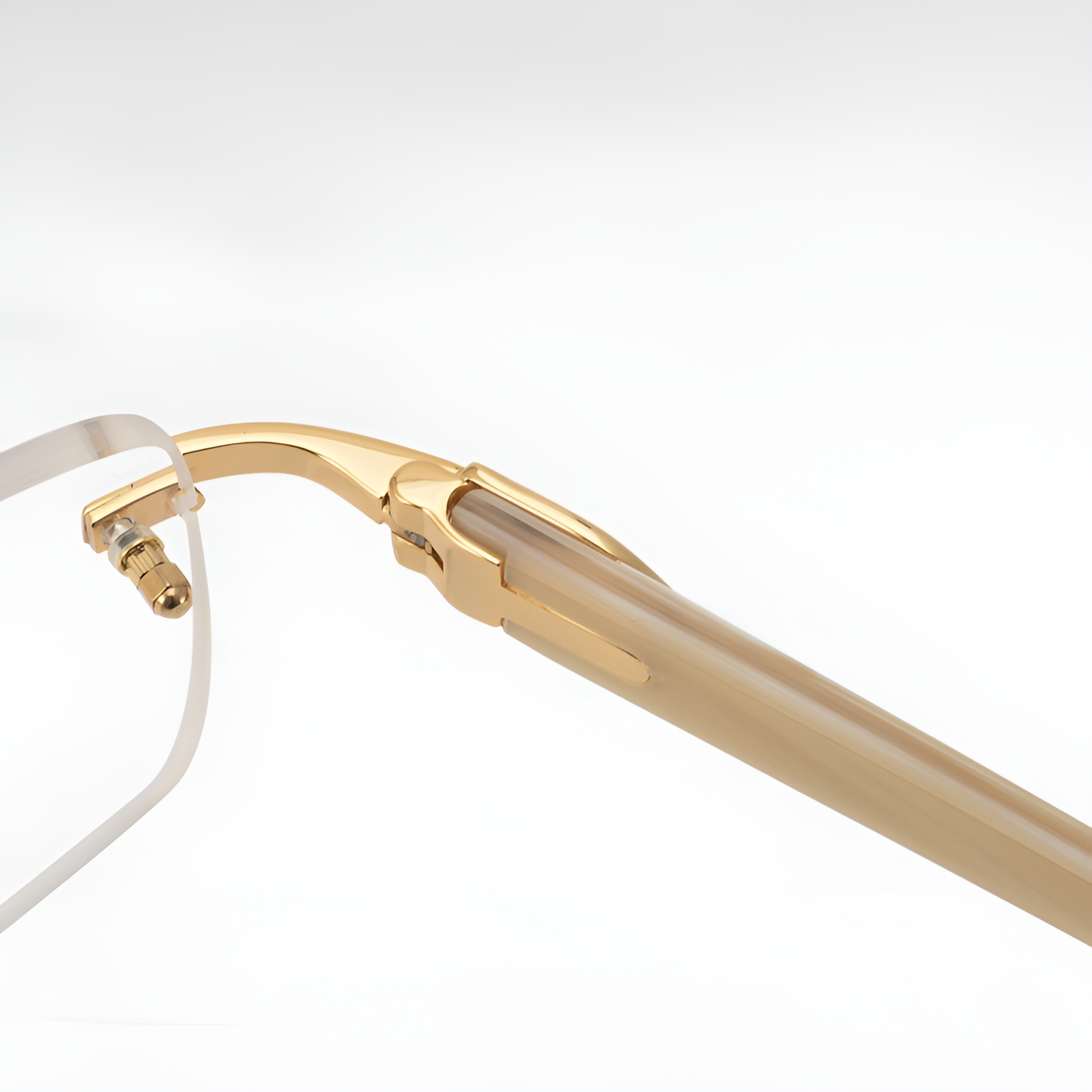 Gafas ligeras y cómodas para lectura prolongada