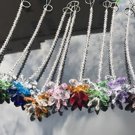 행잉 크리스탈 참