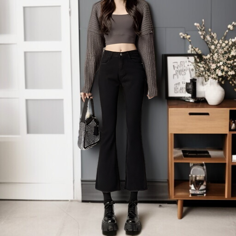 秋の女性用の黒のわずかにフレアのイミテーションジーンズ、小柄な人向けの韓国バージョン、ハイウエスト、スリムな89ポイント、多用途のカジュアルベルボトムパンツ