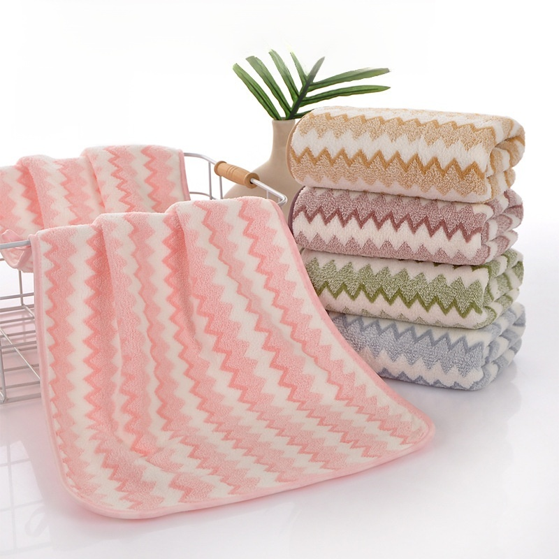 Coral fleece thickened absorbent towel