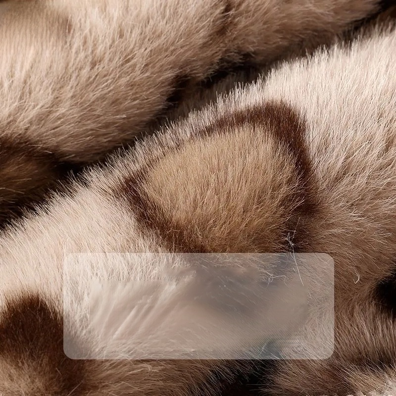 หมวกหมีขนฟูหนาลายเสือดาวกันหนาว