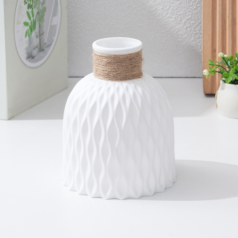 Einfache und langlebige Ananas-Kunststoffvase für Zuhause
