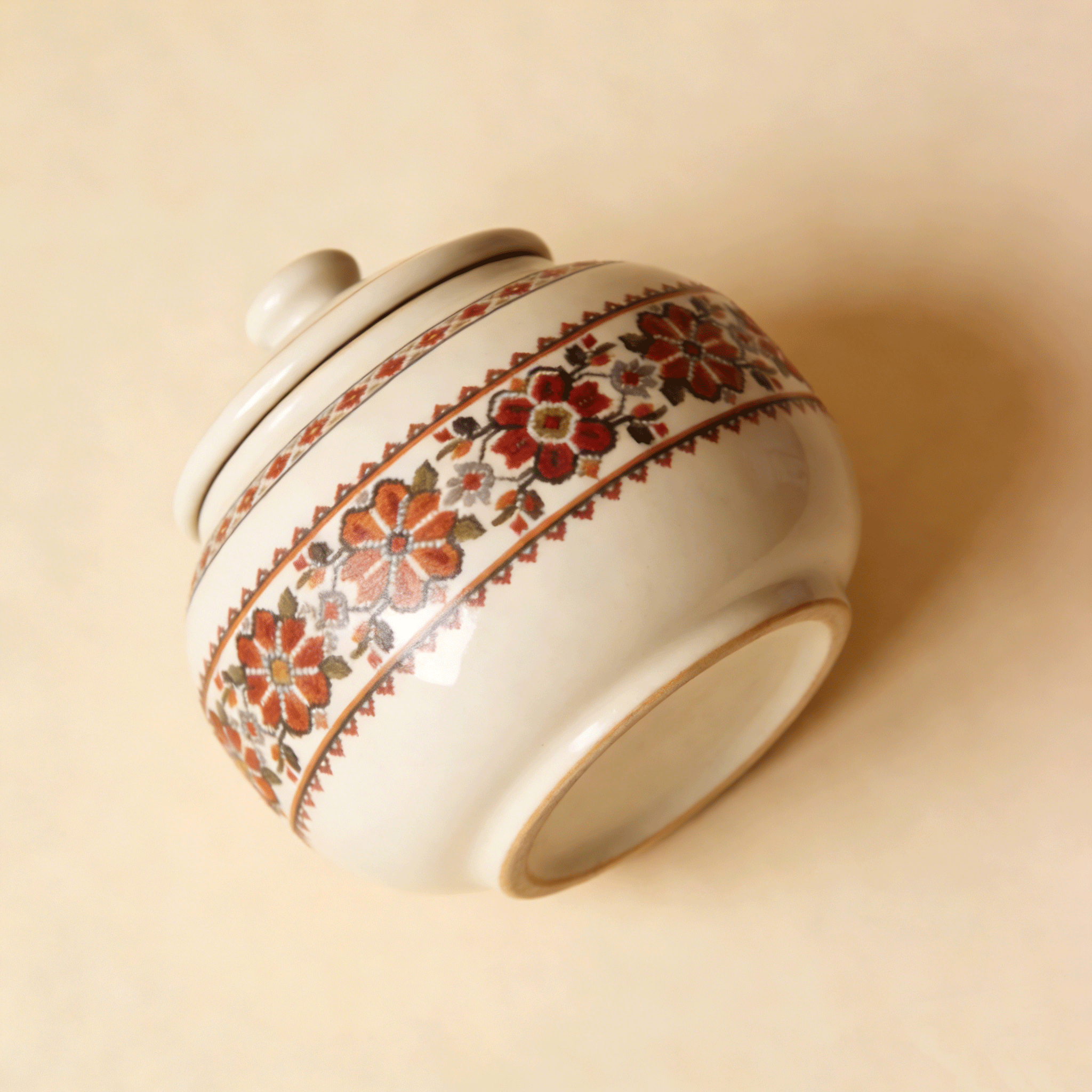 Többfunkciós tárolóedény