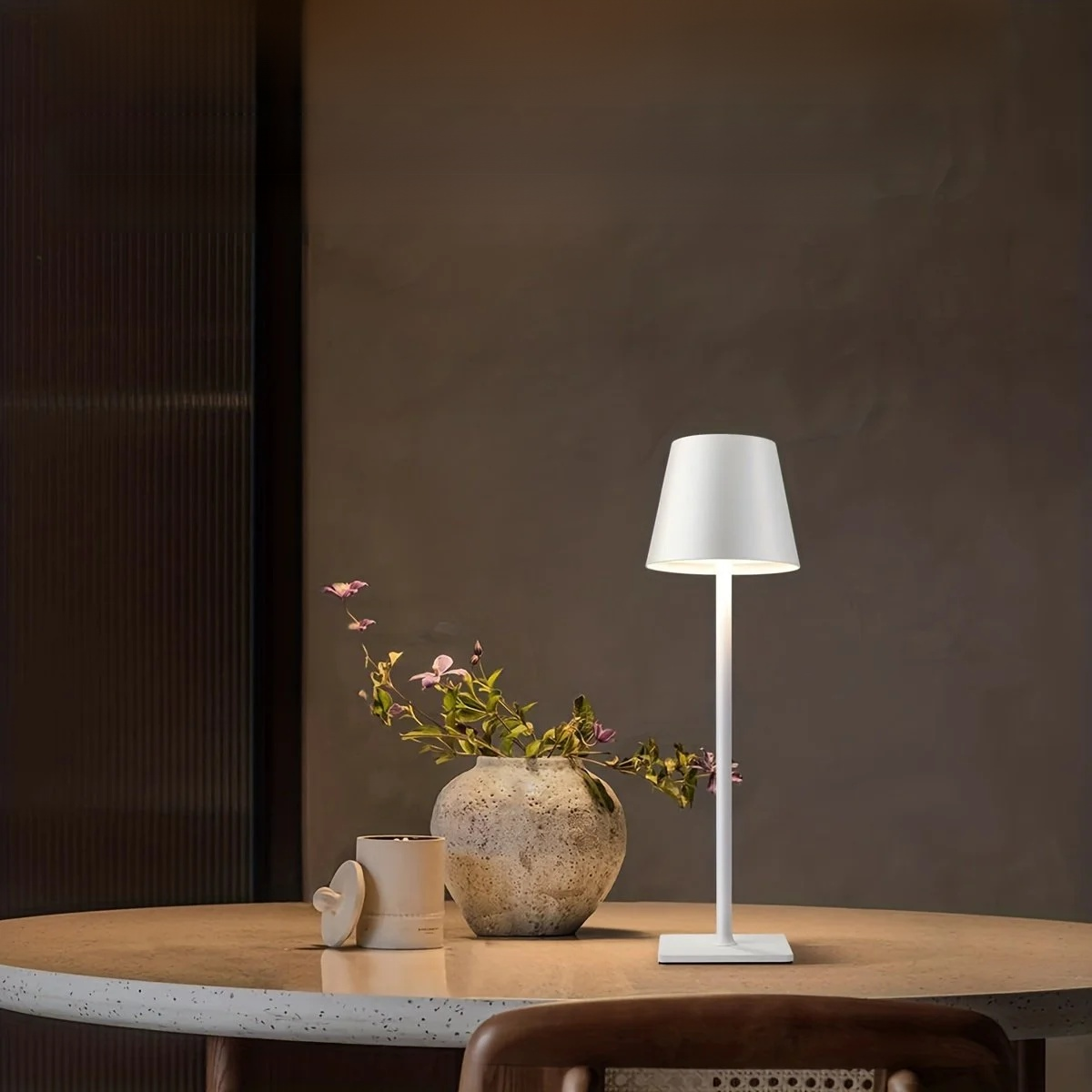 充電式多機能テーブルランプ