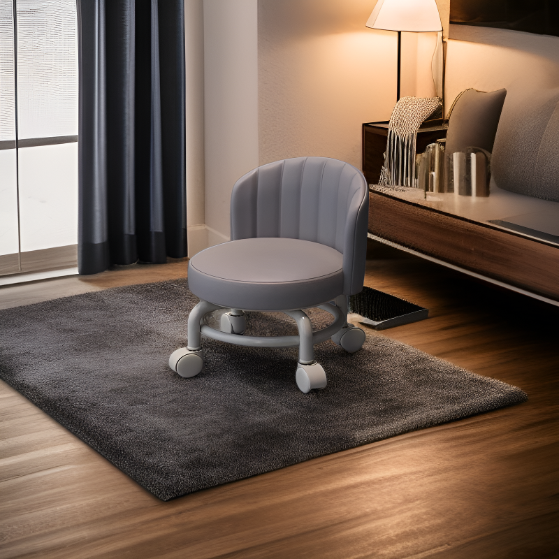 Taburete doméstico con ruedas