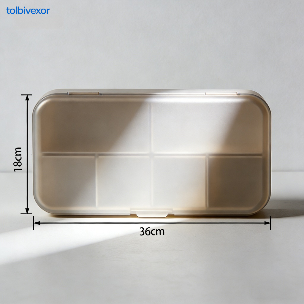 Easy-to-carry light-proof pill container