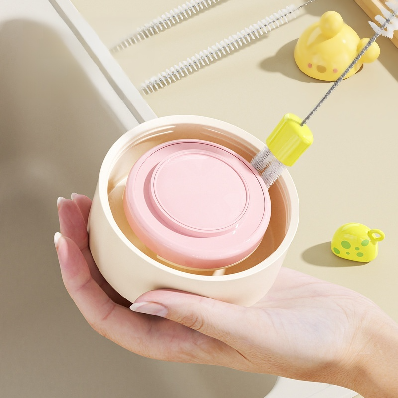 Easy to use mushroom shaped baby bottle brush