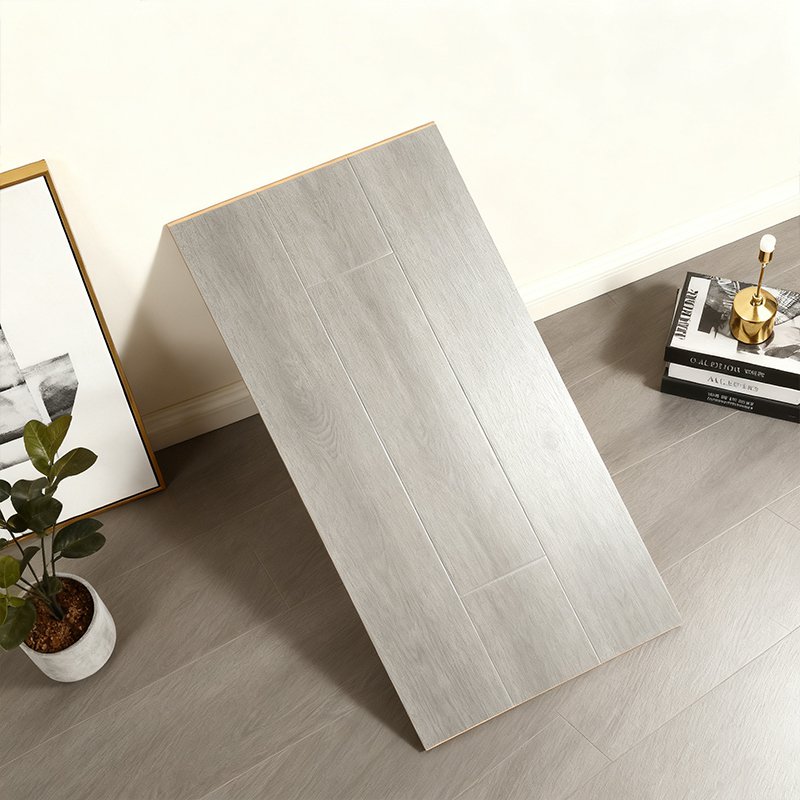 กระเบื้องปูพื้นลายไม้สีเทา 30 แผ่น