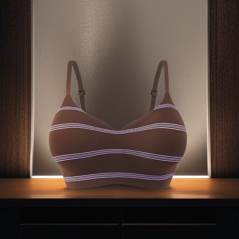 حمالة صدر مع ياقة مخفية بنمط تجميعي