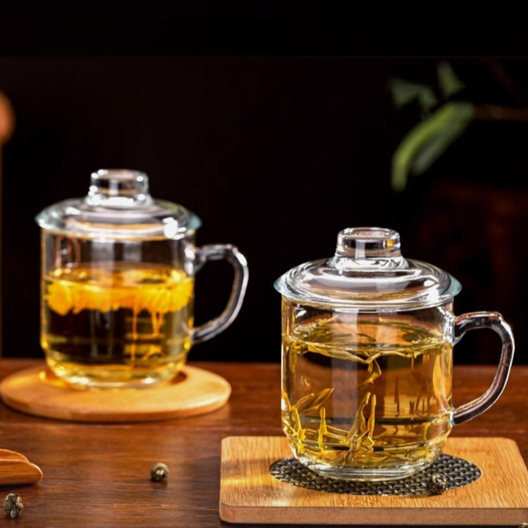 家庭用耐熱ガラスマグカップ（蓋付き）