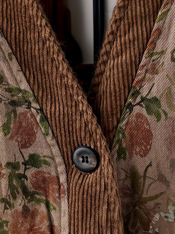 女性用フラワークリップコートのバックスタイル