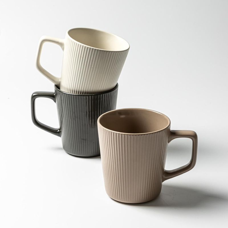 Home Use Large Capacity Embossed Ceramic Coffee Cup Water Cup
