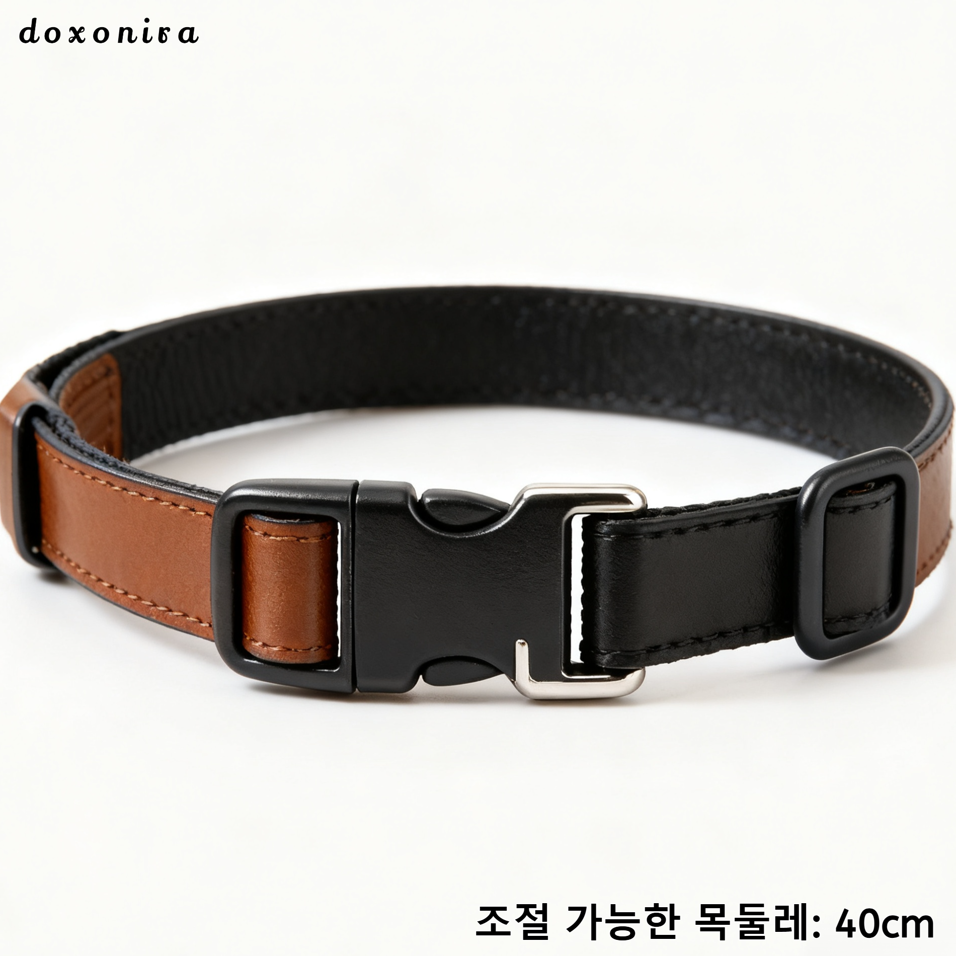 강아지와 고양이를 위한 투톤 가죽 목걸이 착용샷