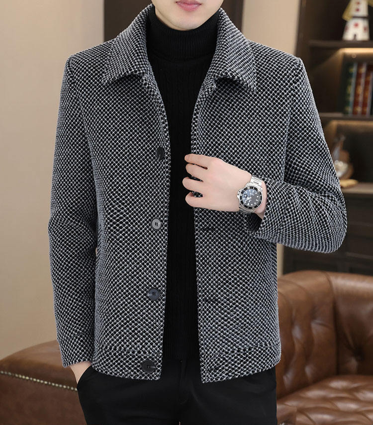 남자 기모직 재킷 착용 이미지