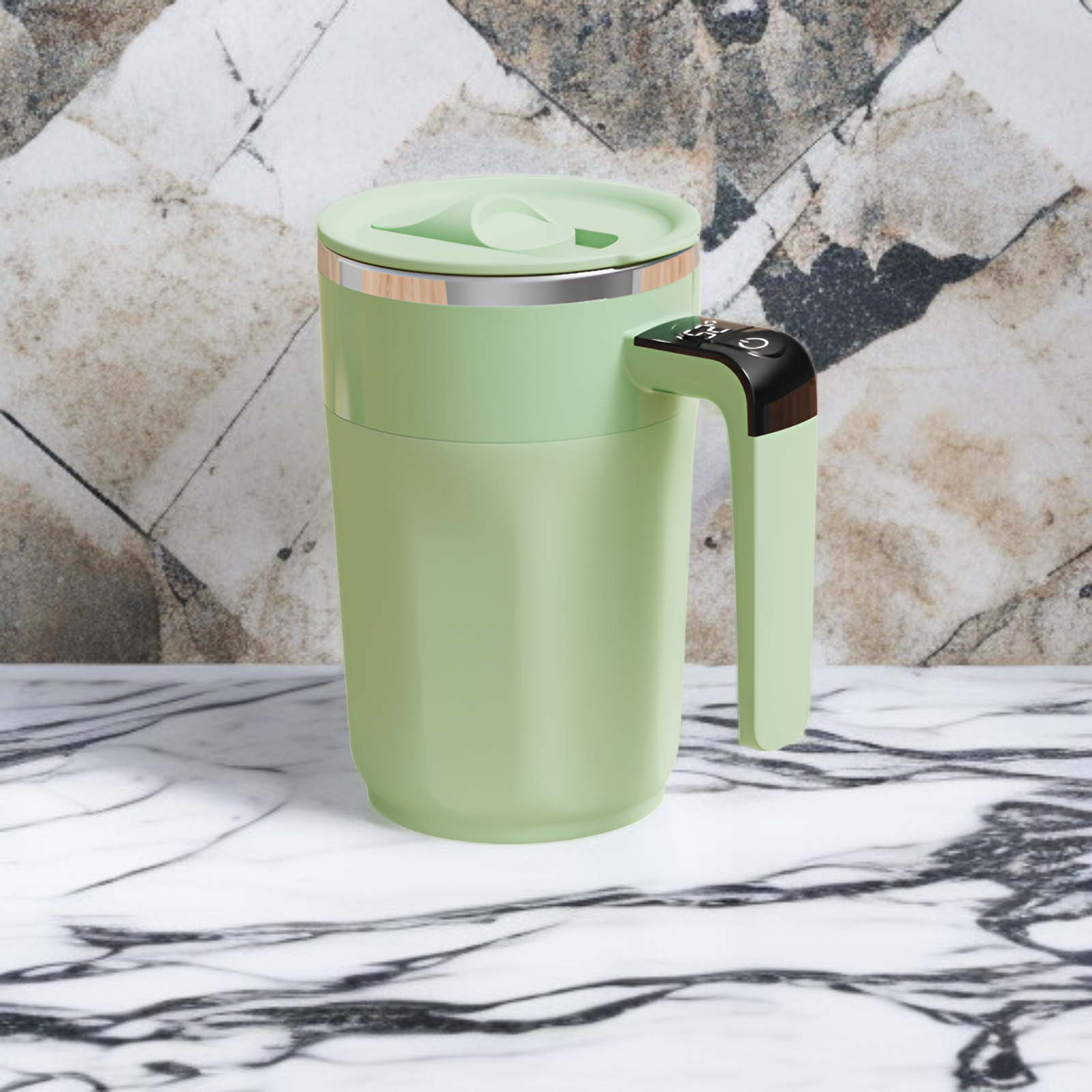 자동 믹싱 기능이 탑재된 컵