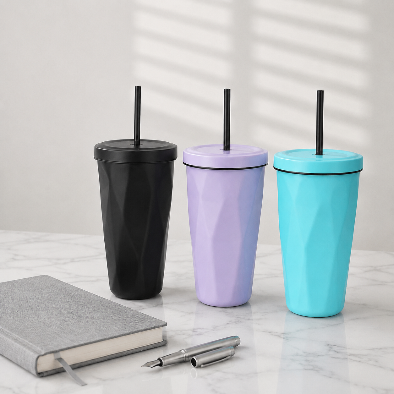 Outdoor portable straw cup
