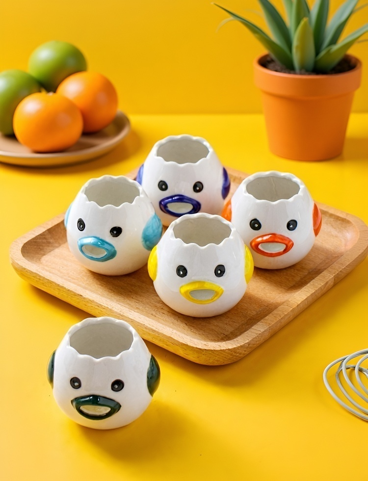 ユニークデザインの卵白セパレーターの拡大写真