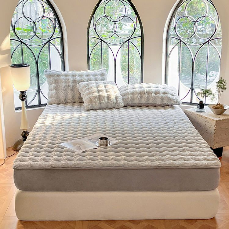 Funda de colchón de felpa gruesa de conejo de leche de lujo ligero