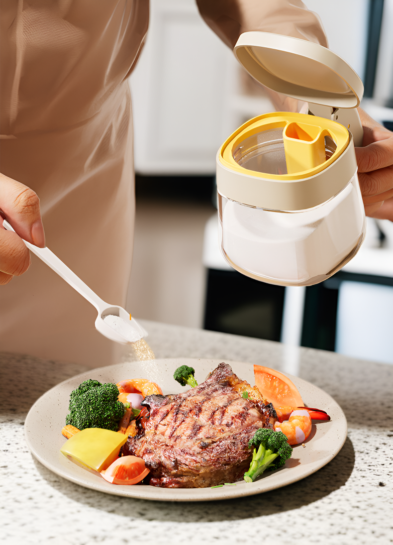 Chicken bouillon canister with airtight seal